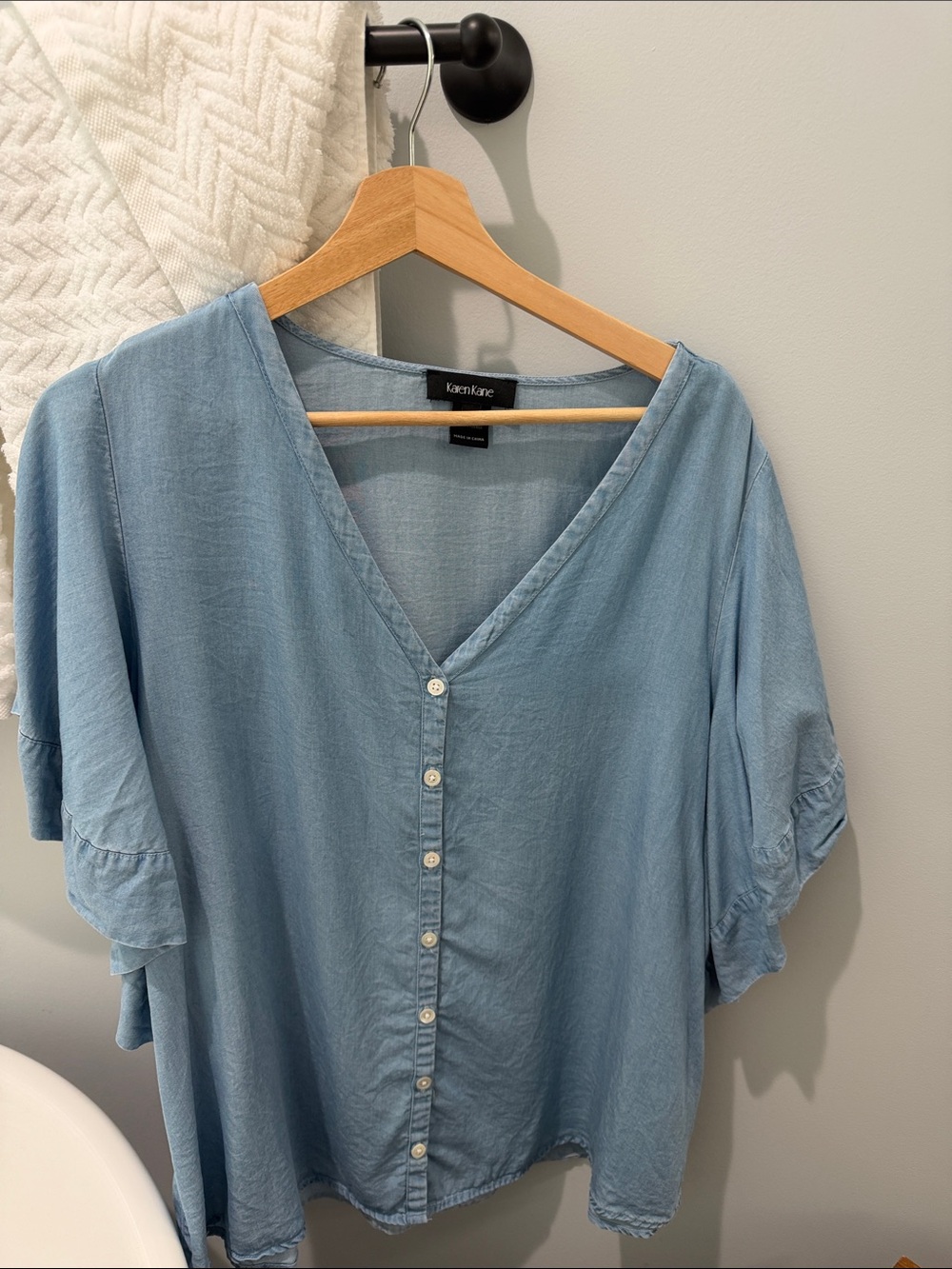 Karen Kane Light Blue V-Neck Button-Front Blouse